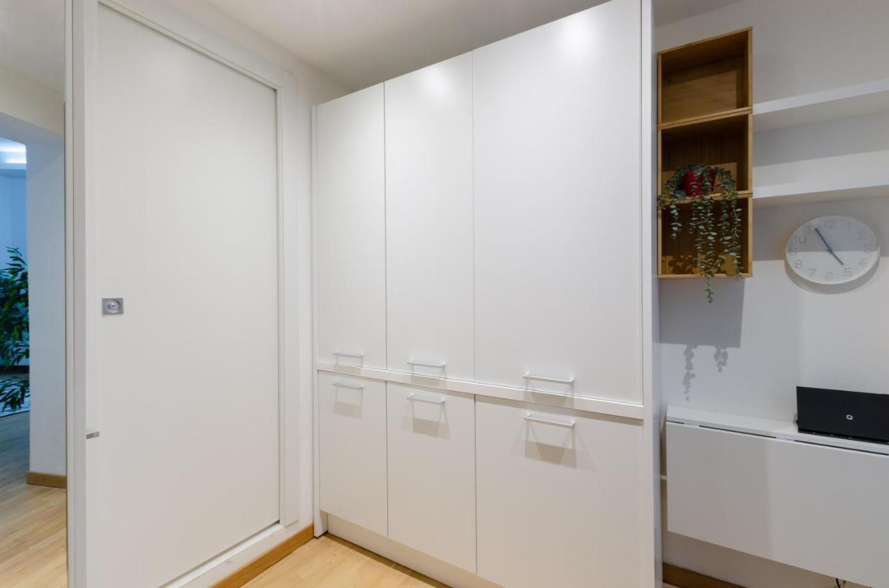 Design Apartment - Spadolini, Campus Bocconi Милан Экстерьер фото