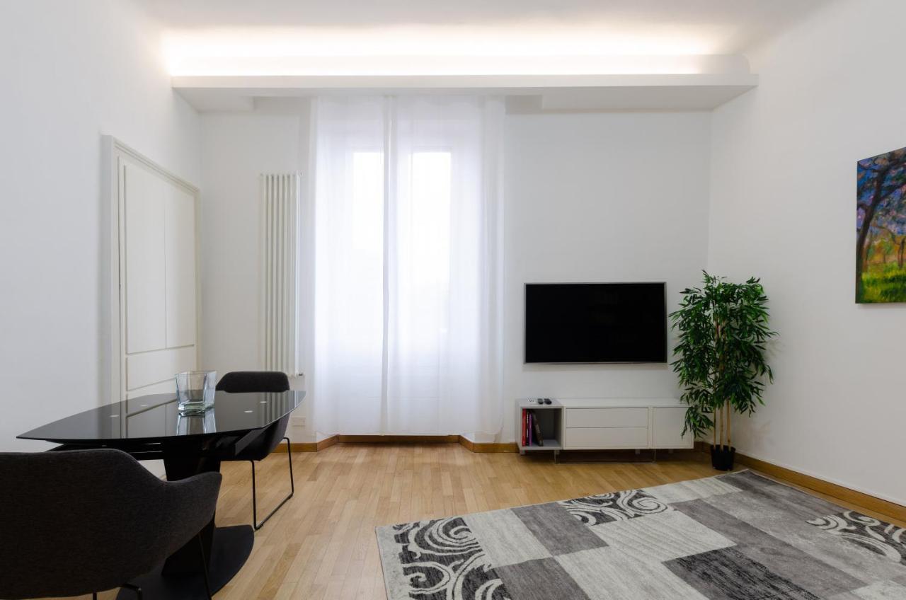 Design Apartment - Spadolini, Campus Bocconi Милан Экстерьер фото